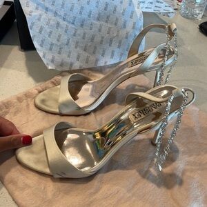 Badgley Mischka Wedding shoes size 8